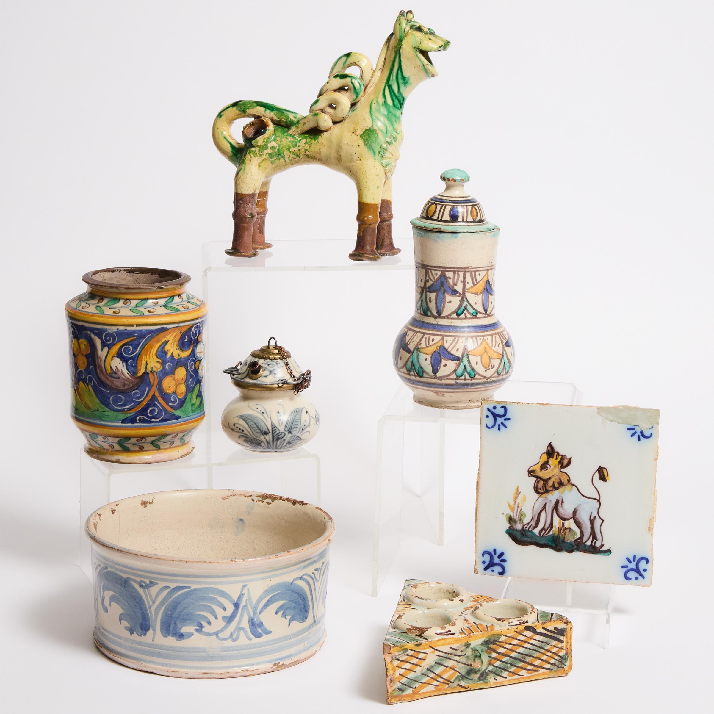 Group of Continental Majolica, 19th/20th