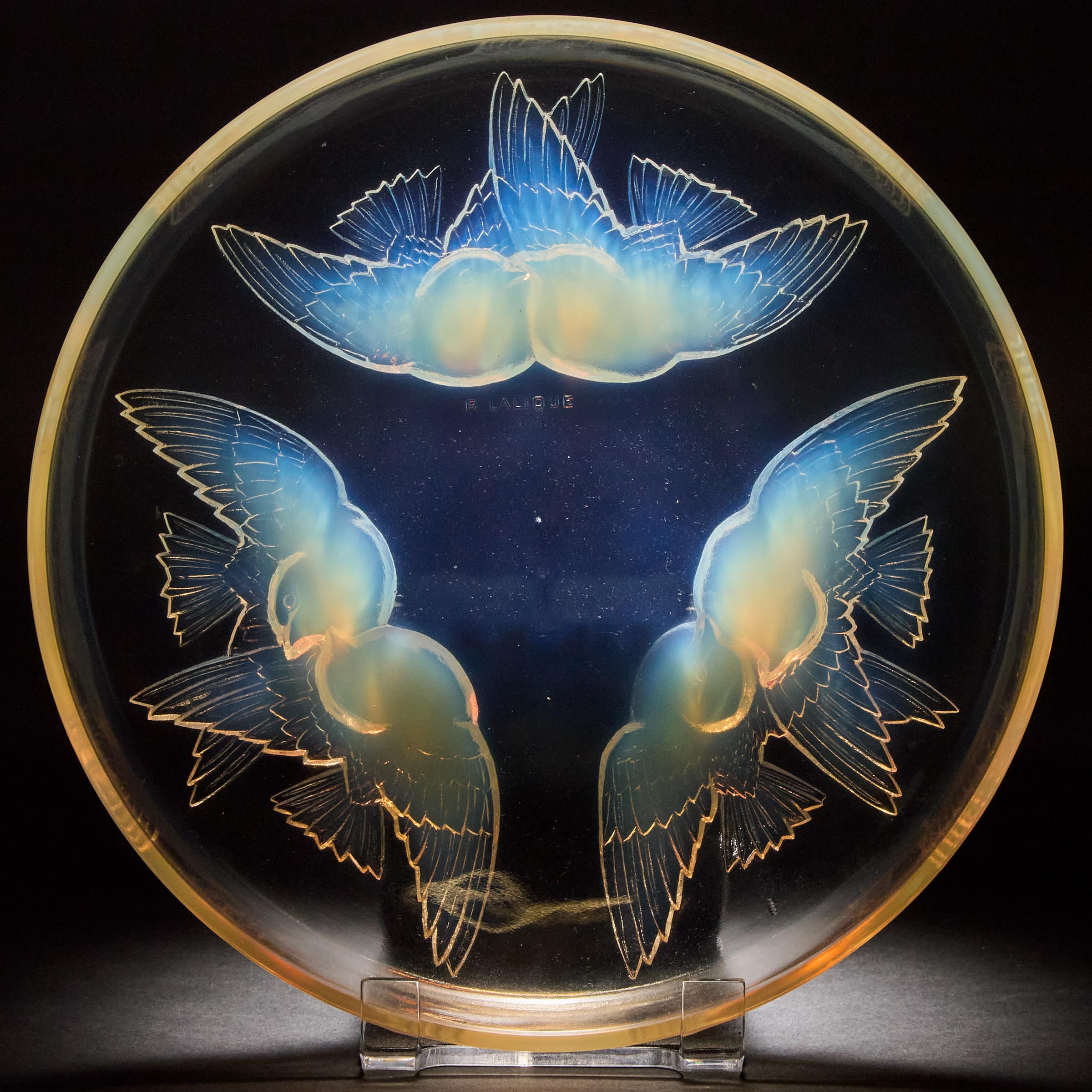 ‘Nonnettes’, Lalique Opalescent