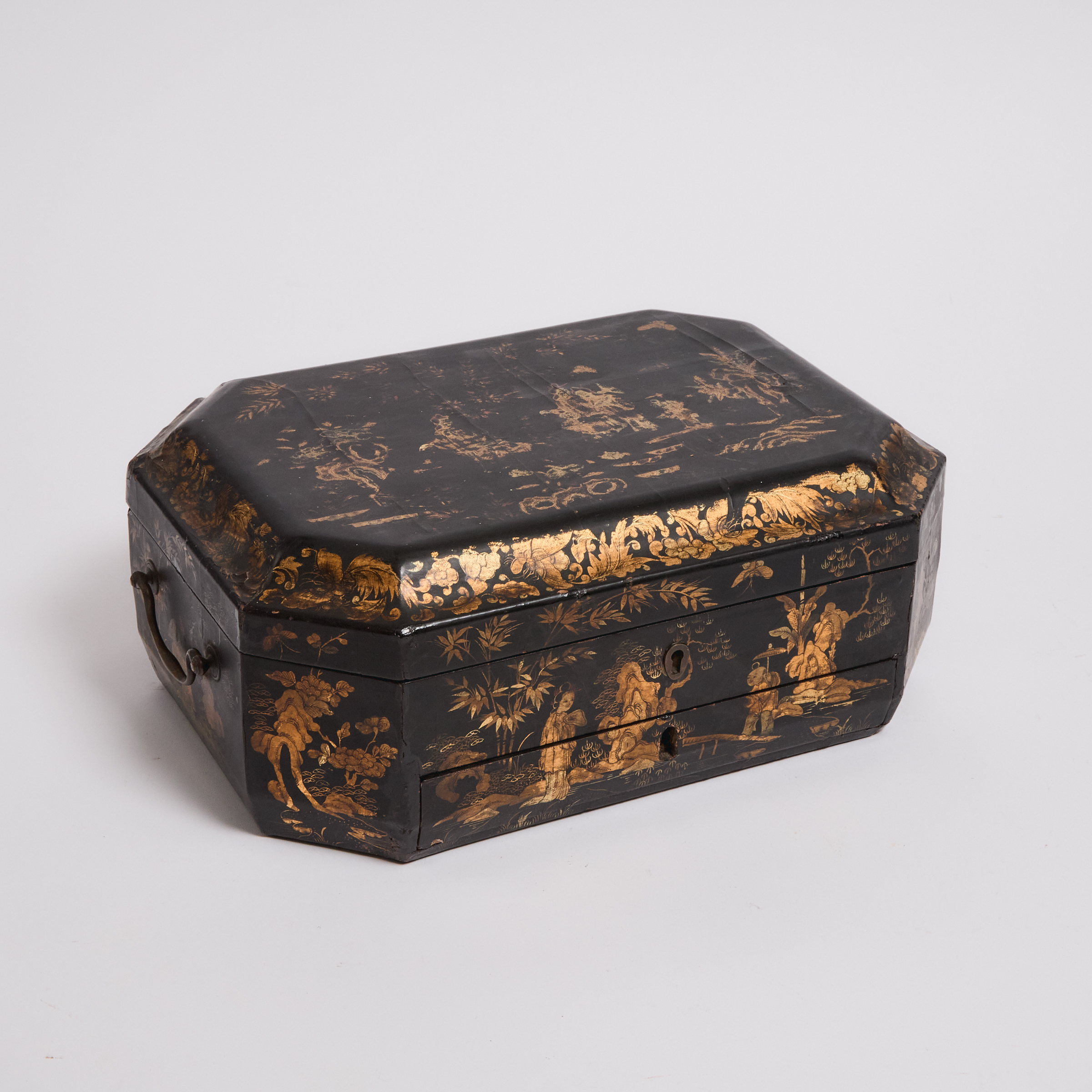 A Large Chinese Export Gilt Lacquered