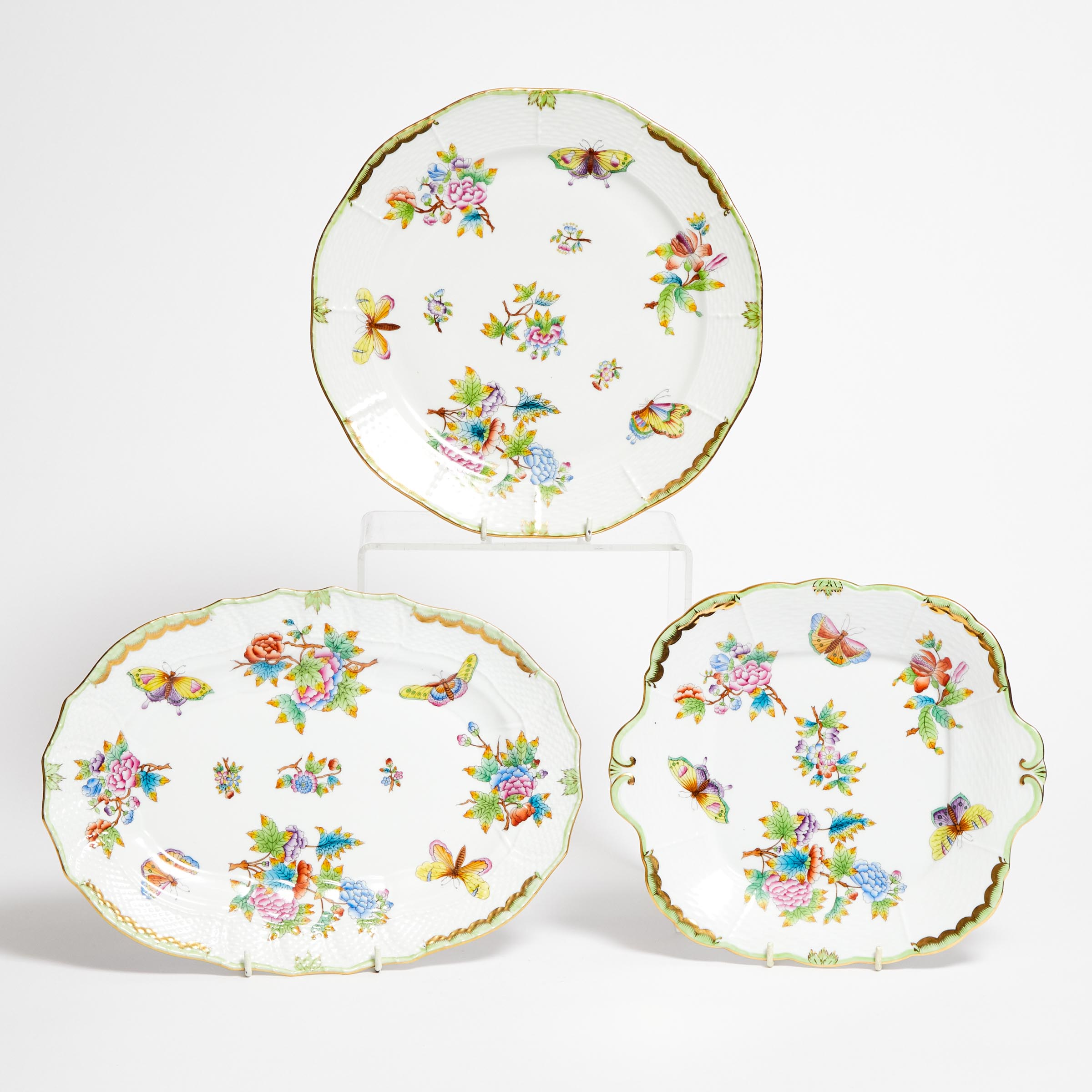 Three Herend Victoria Pattern Serving