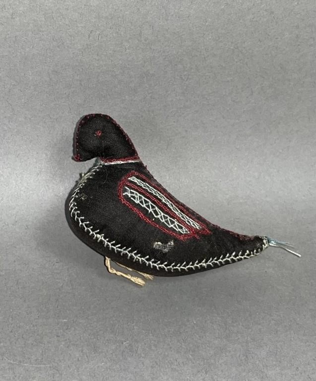 FINE SEWING NOTION BIRD SHAPED
