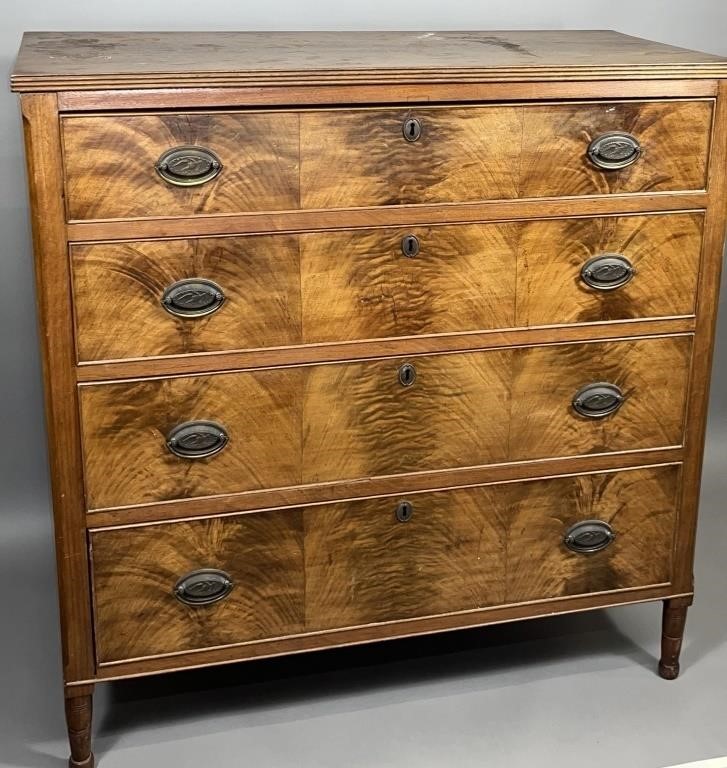 SHERATON CHEST OF DRAWERS CA. 1820;