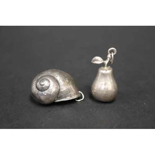 Two silver pendants shell and pear (2)