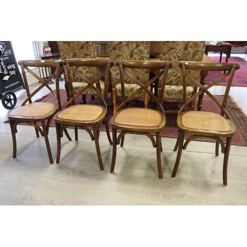 Set of four bentwood chairs of Thonet