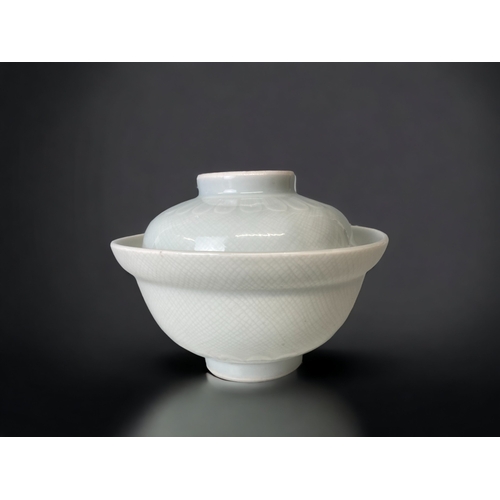 A CHINESE PALE CELADON PORCELAIN