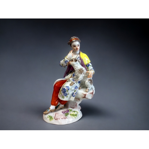 A MEISSEN PORCELAIN 'SHEPHERDESS'