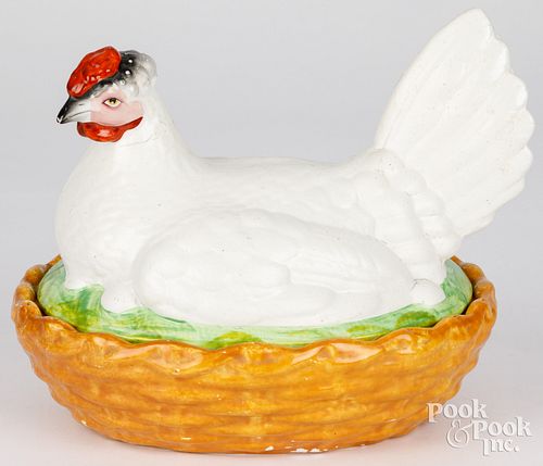 LARGE PORCELAIN HEN ON NESTLarge porcelain