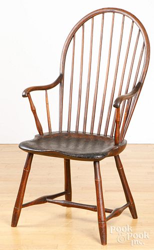 PHILADELPHIA BOWBACK WINDSOR CHAIR,