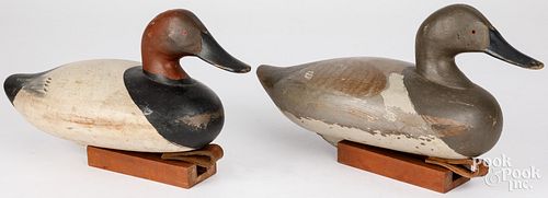 PAIR OF CARVED AND PAINTED CANVASBACK
