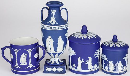FOUR PIECES OF WEDGWOOD ROYAL BLUE