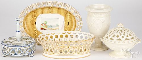 EARLY WEDGWOOD POTTERY AND PORCELAINEarly