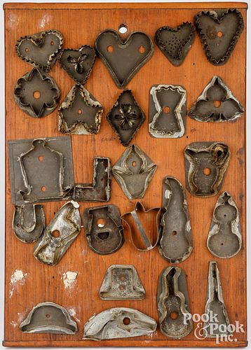 GROUP OF TIN COOKIE CUTTERS, 19TH