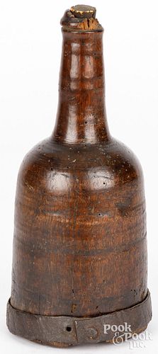 EARLY TURNED WOOD BOTTLE, 18TH/19TH