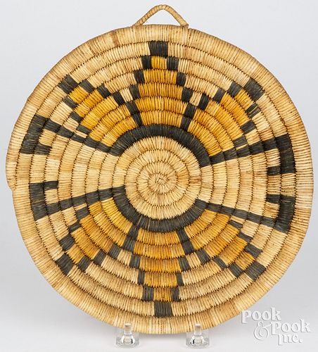 HOPI INDIAN WOVEN BASKET TRAYHopi