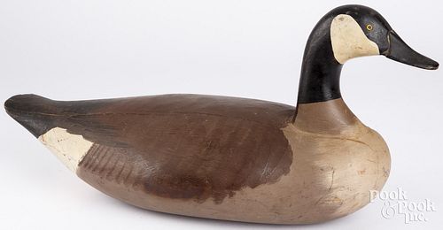 CHESAPEAKE BAY CANADA GOOSE DECOY,