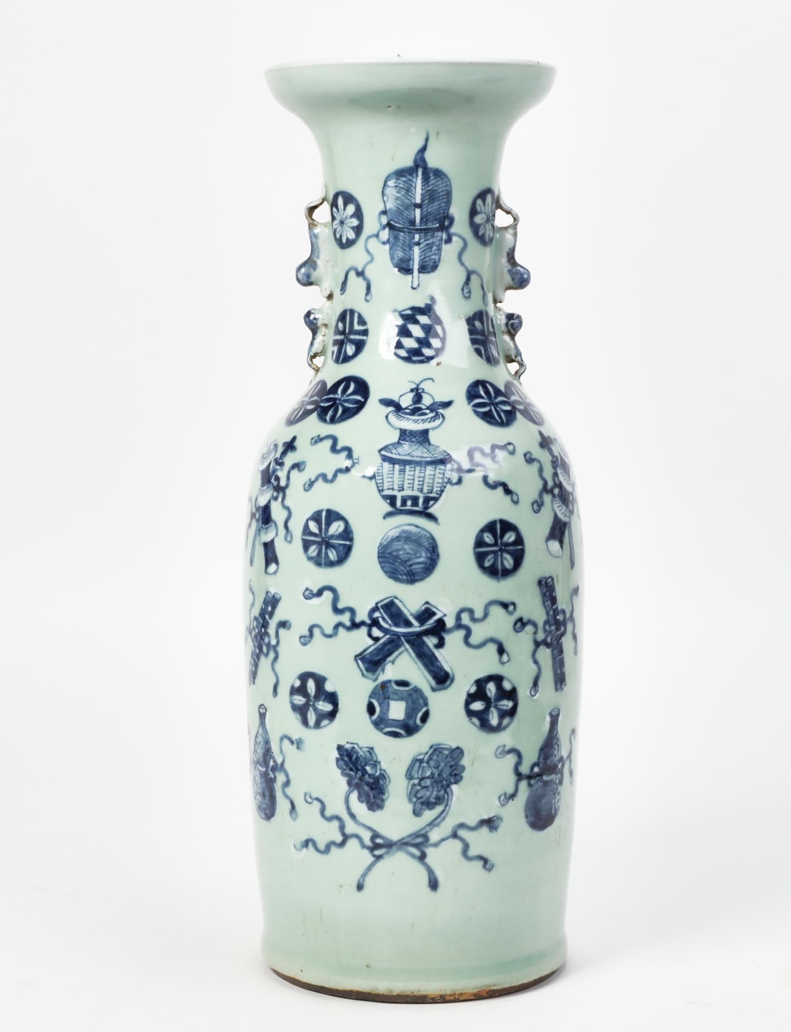 A CHINESE BLUE AND WHITE DECORATED