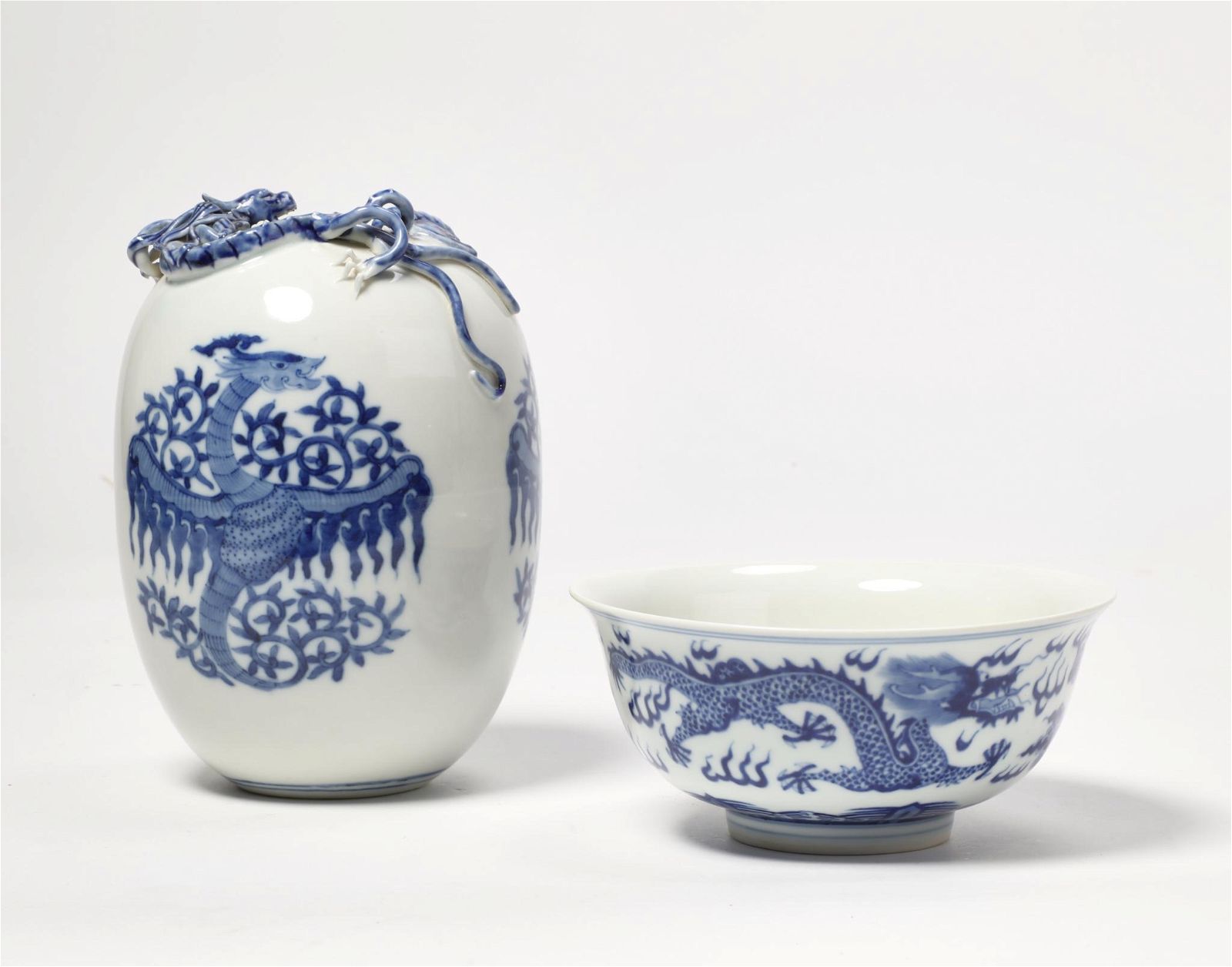 TWO CHINESE PORCELAIN DRAGON TABLETOP
