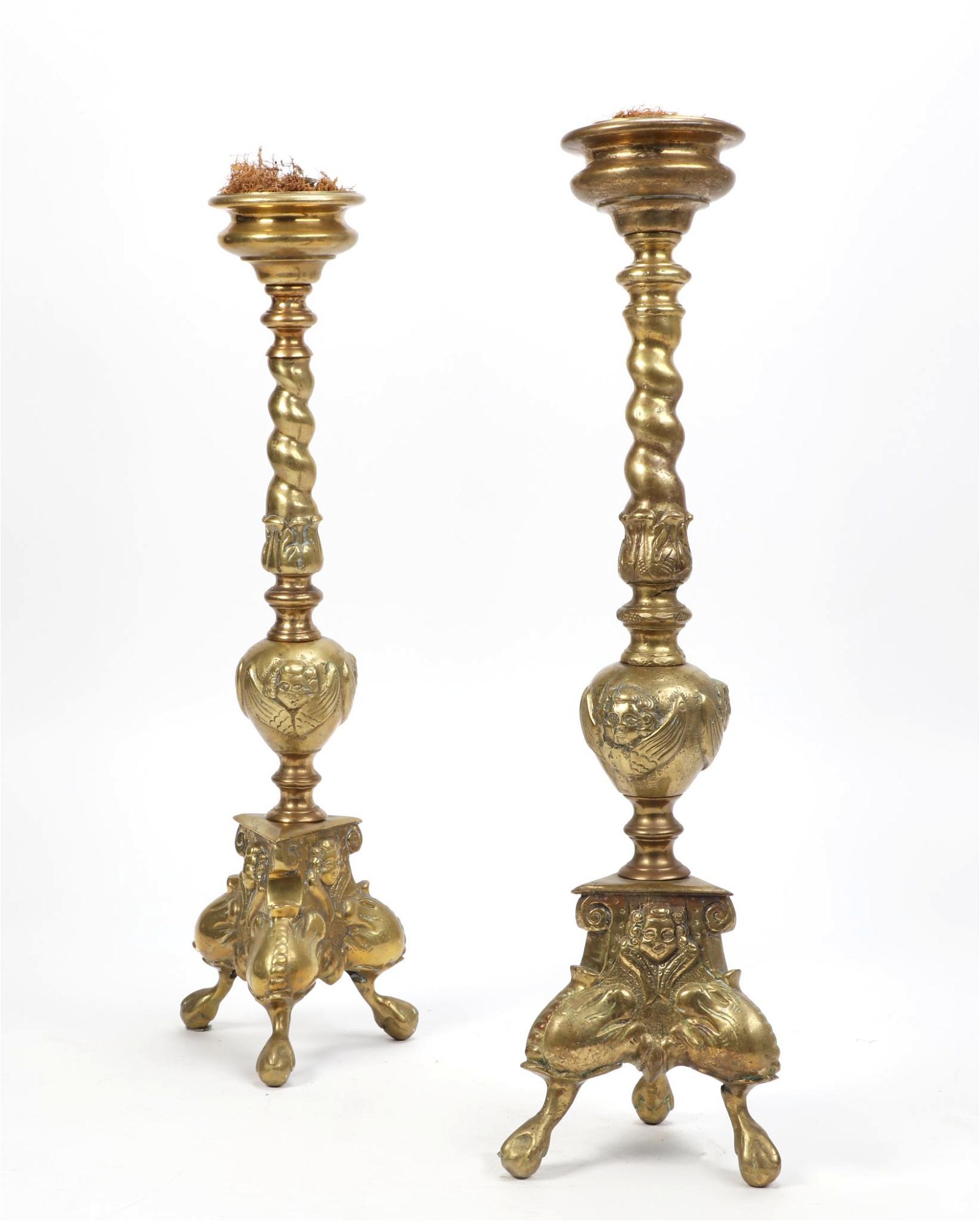 A PAIR OF BAROQUE STYLE BRONZE