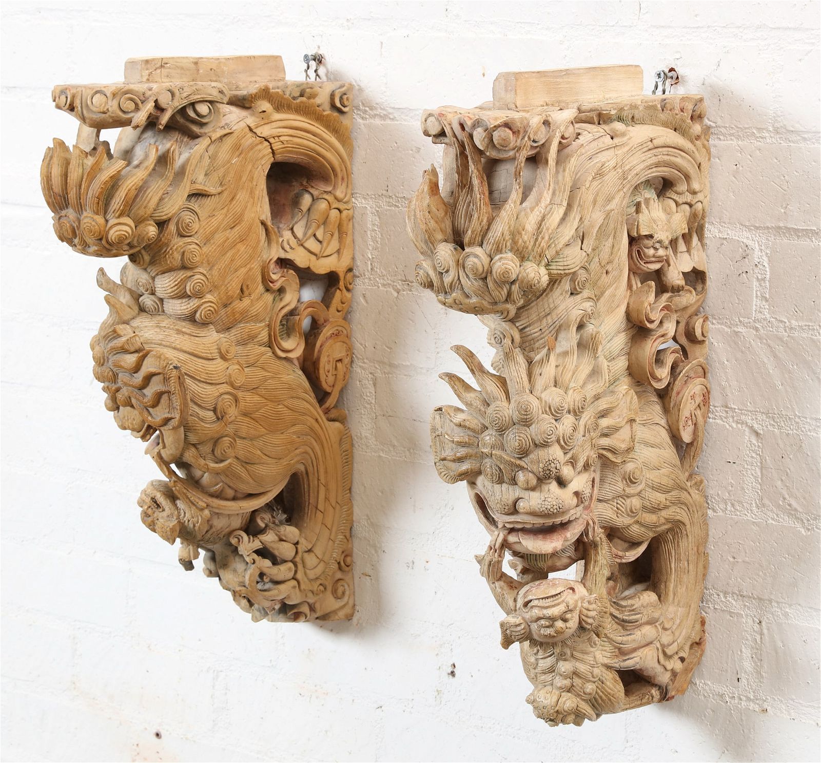 A PAIR OF CHINESETEMPLE LION FORM