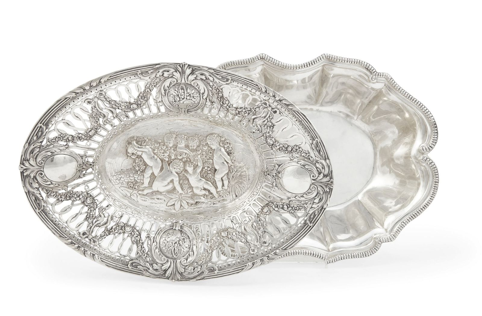 TWO GERMAN 800 STANDARD SILVER BOWLSTwo