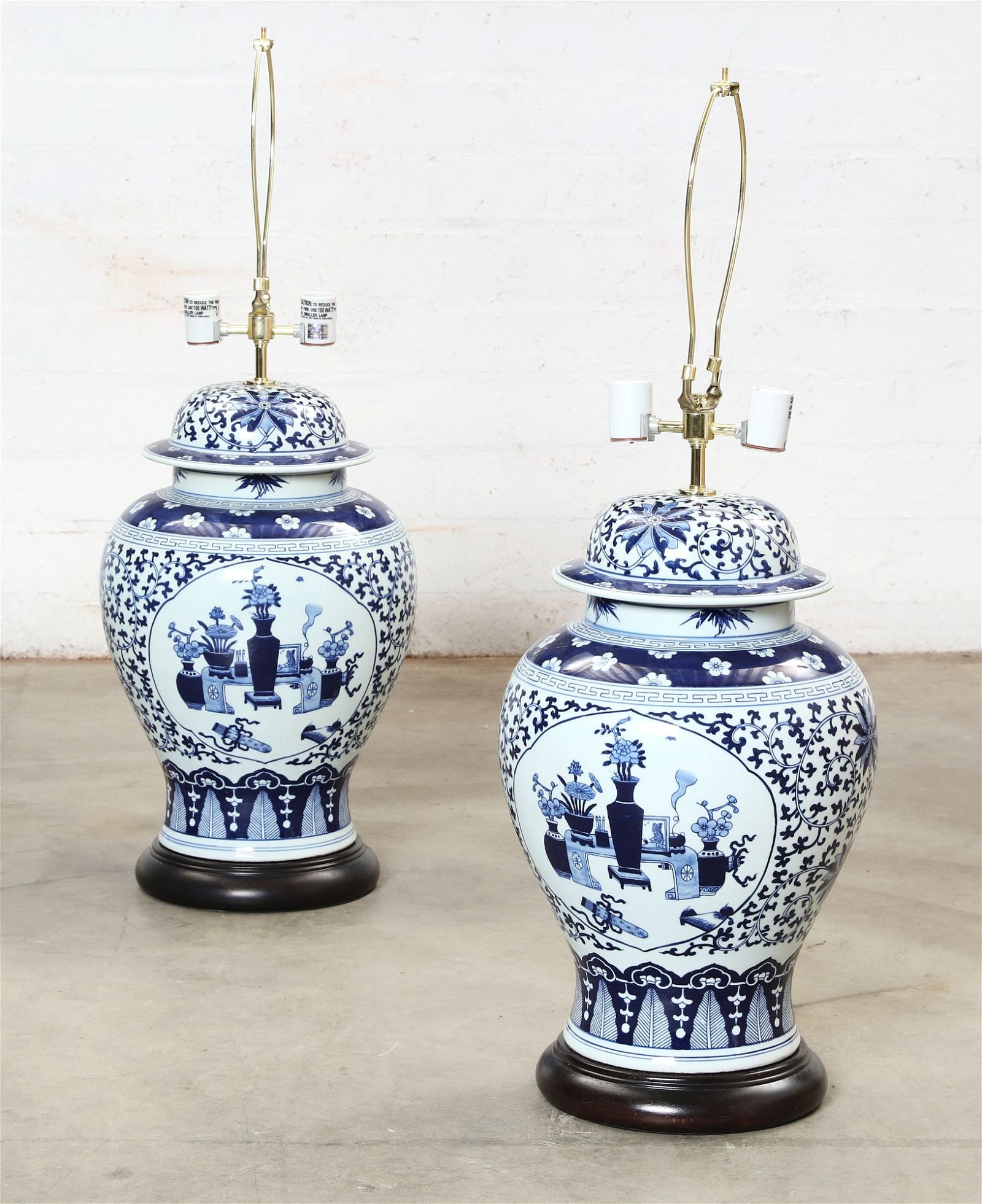 PAIR CHINESE BLUE & WHITE PORCELAIN