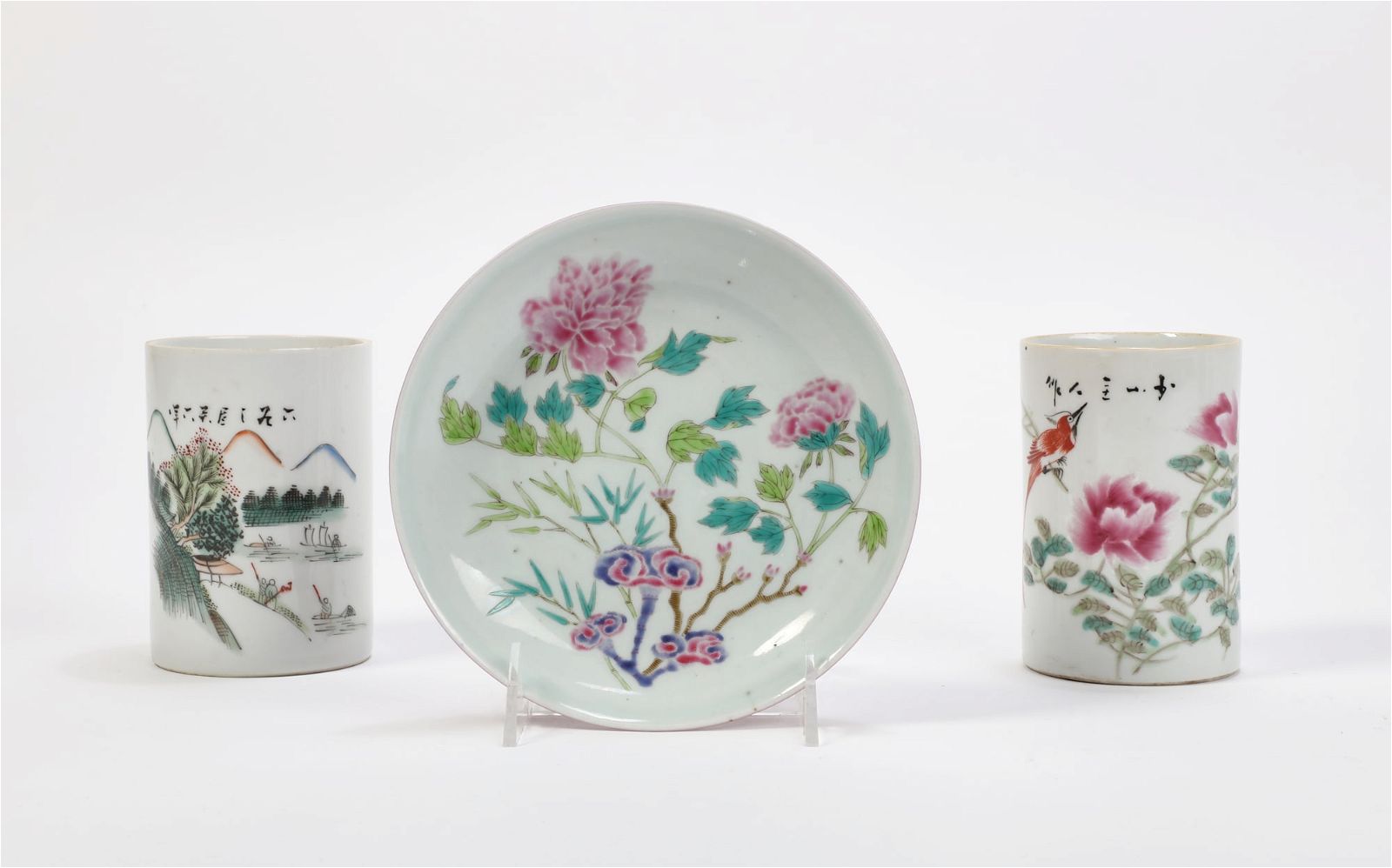 THREE CHINESE PORCELAIN TABLETOP