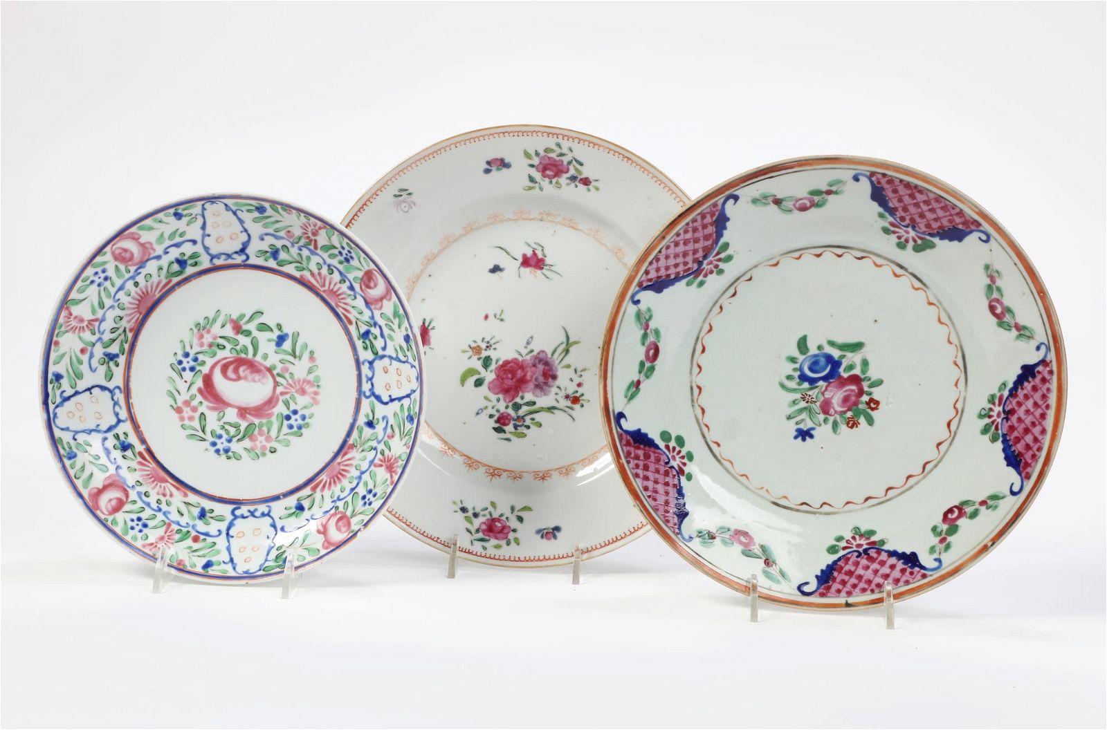 THREE CHINESE EXPORT PORCELAIN