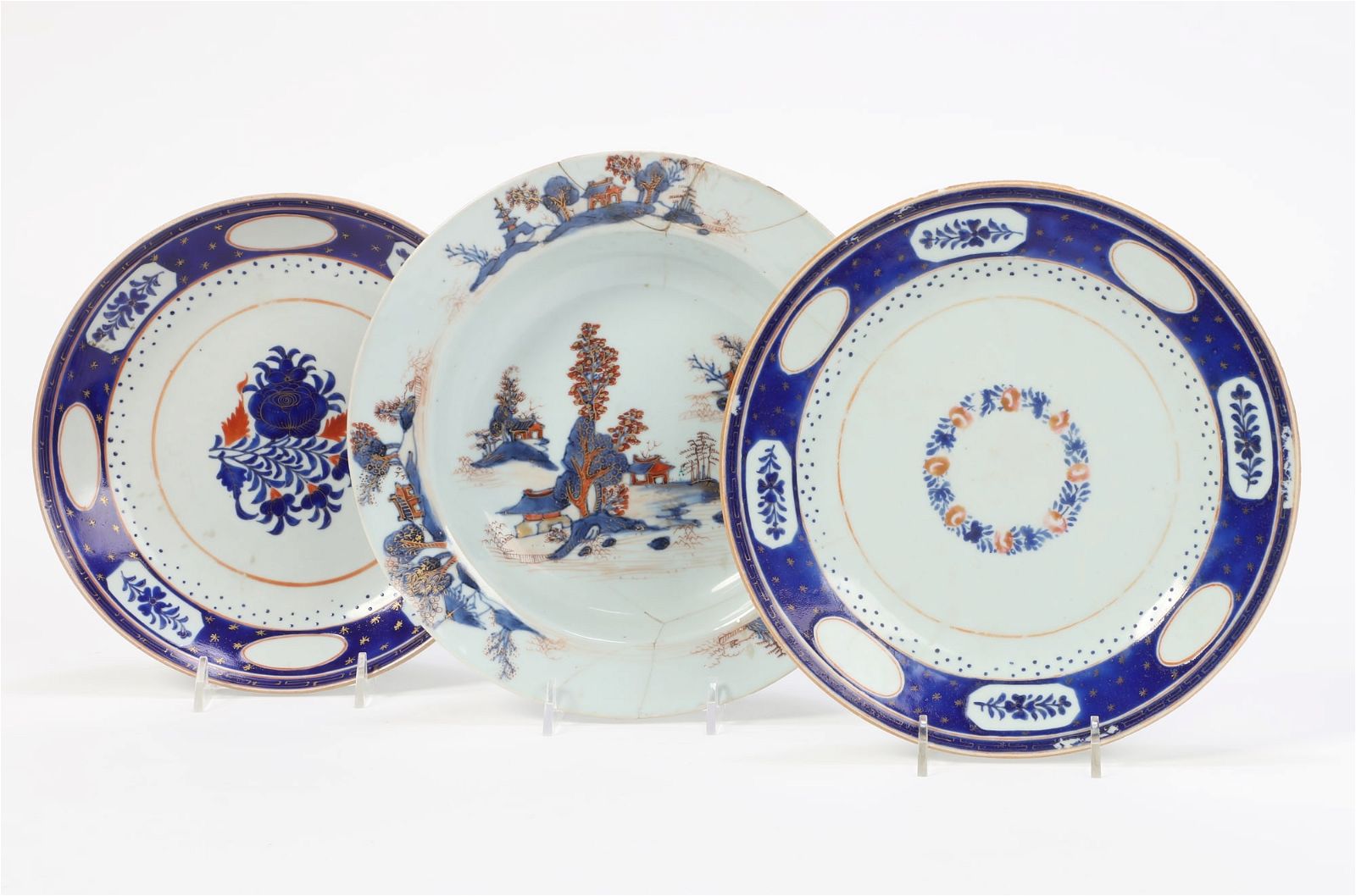 THREE CHINESE PORCELAIN PLATESThree