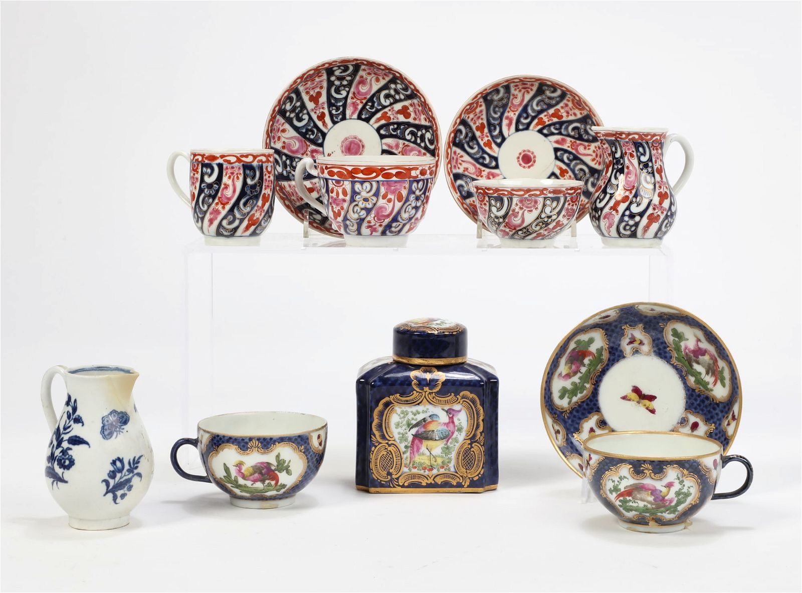 A COLLECTION OF EARLY ENGLISH PORCELAINA