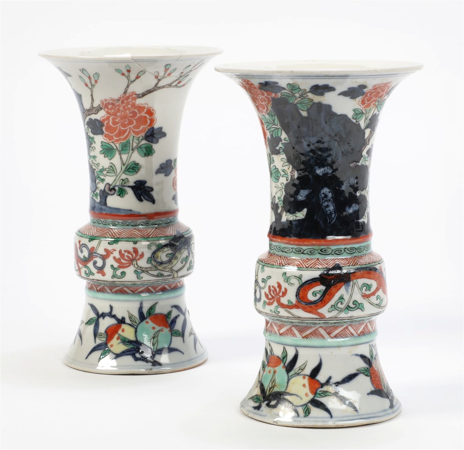 A PAIR OF CHINESE POLYCHROME GLAZED