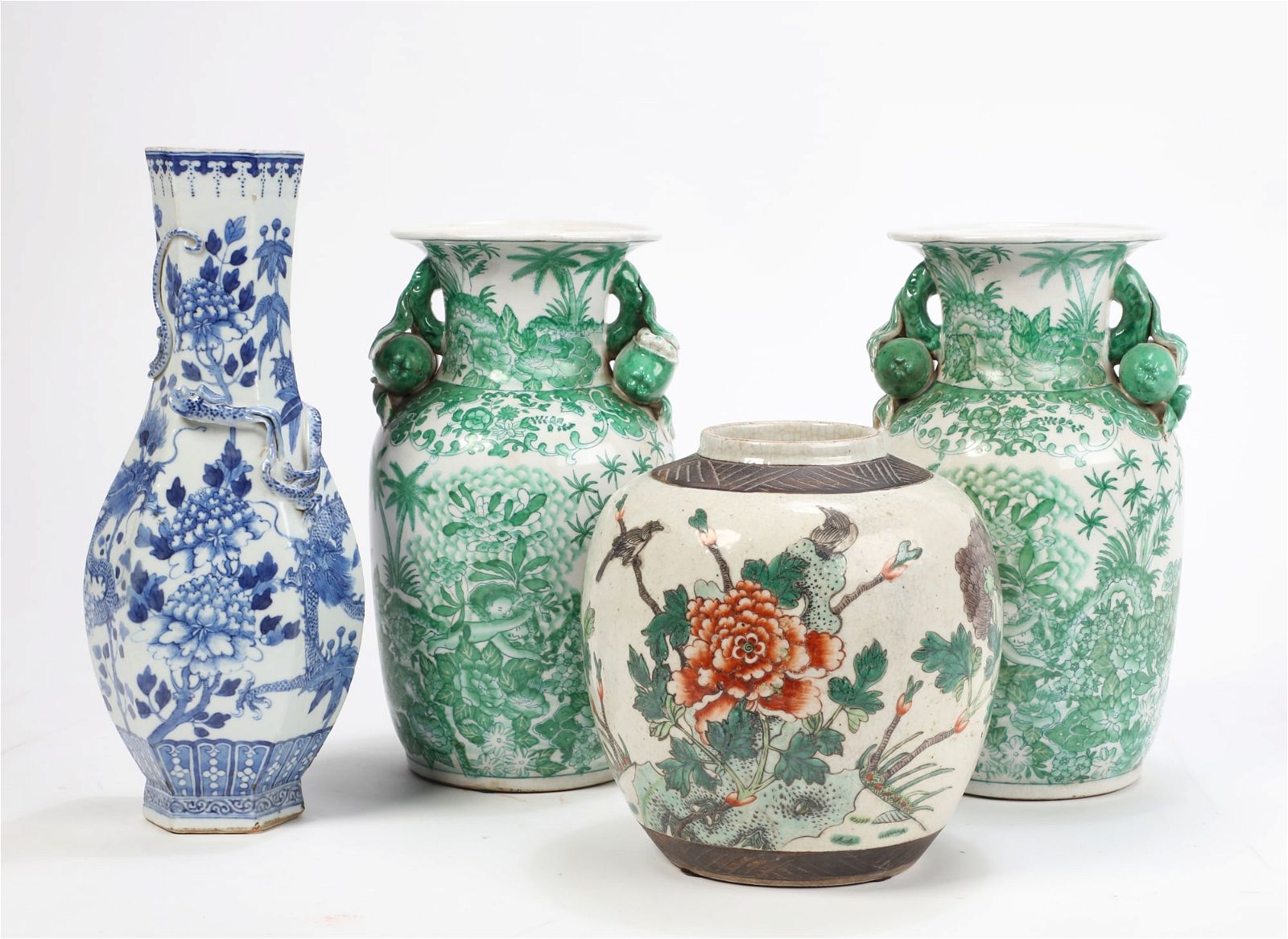 FOUR CHINESE PORCELAIN VASESFour