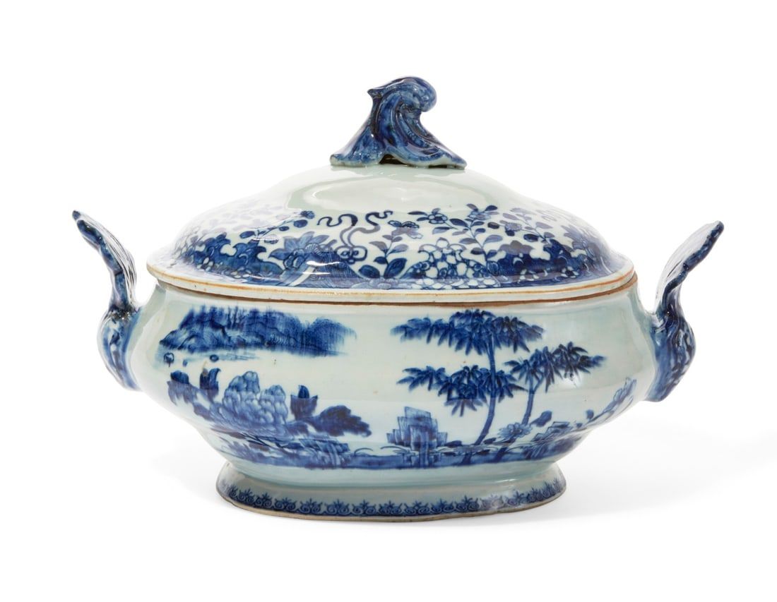 CHINESE EXPORT BLUE & WHITE PORCELAIN