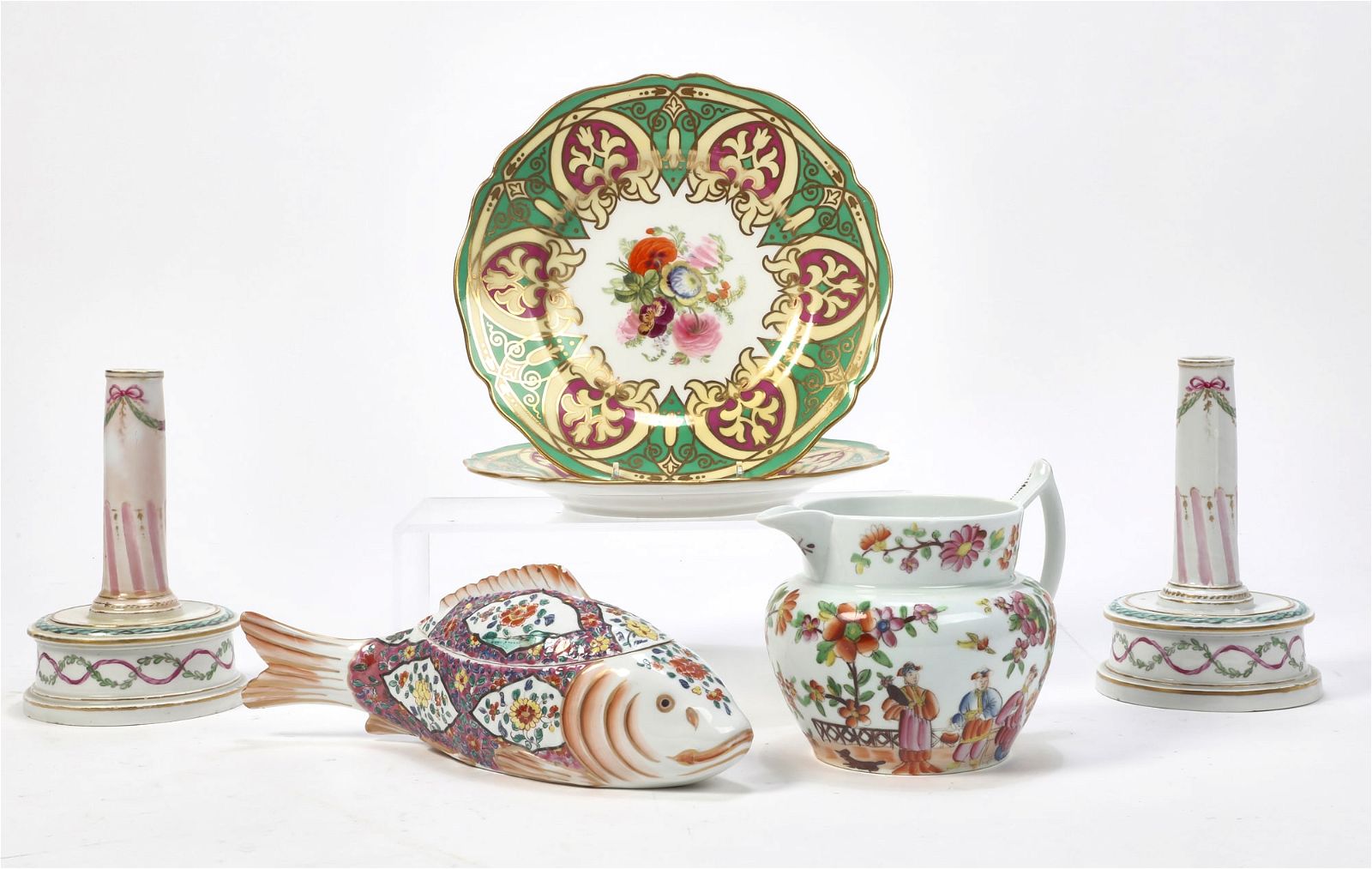 A GROUP OF CONTINENTAL PORCELAIN