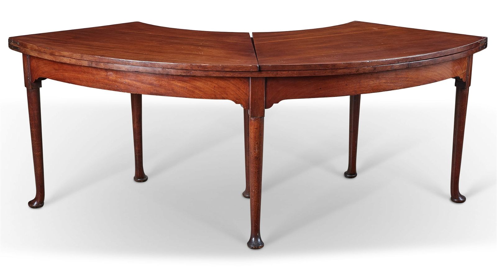 A GEORGE II STYLE MAHOGANY HUNT