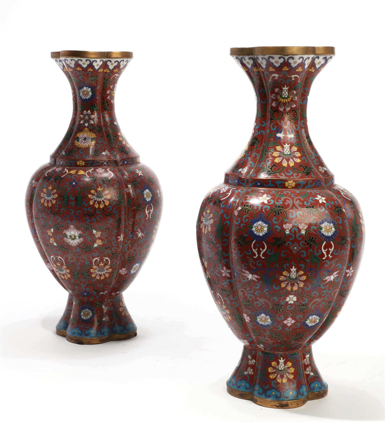 A PAIR OF CHINESE CLOISONNE ENAMEL
