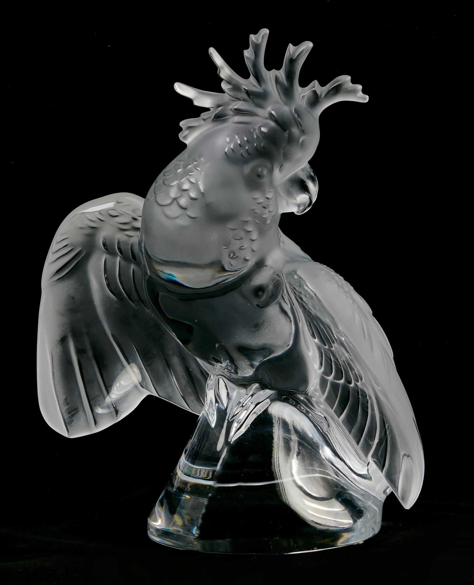 A LALIQUE GLASS MODEL OF A COCKATOO: