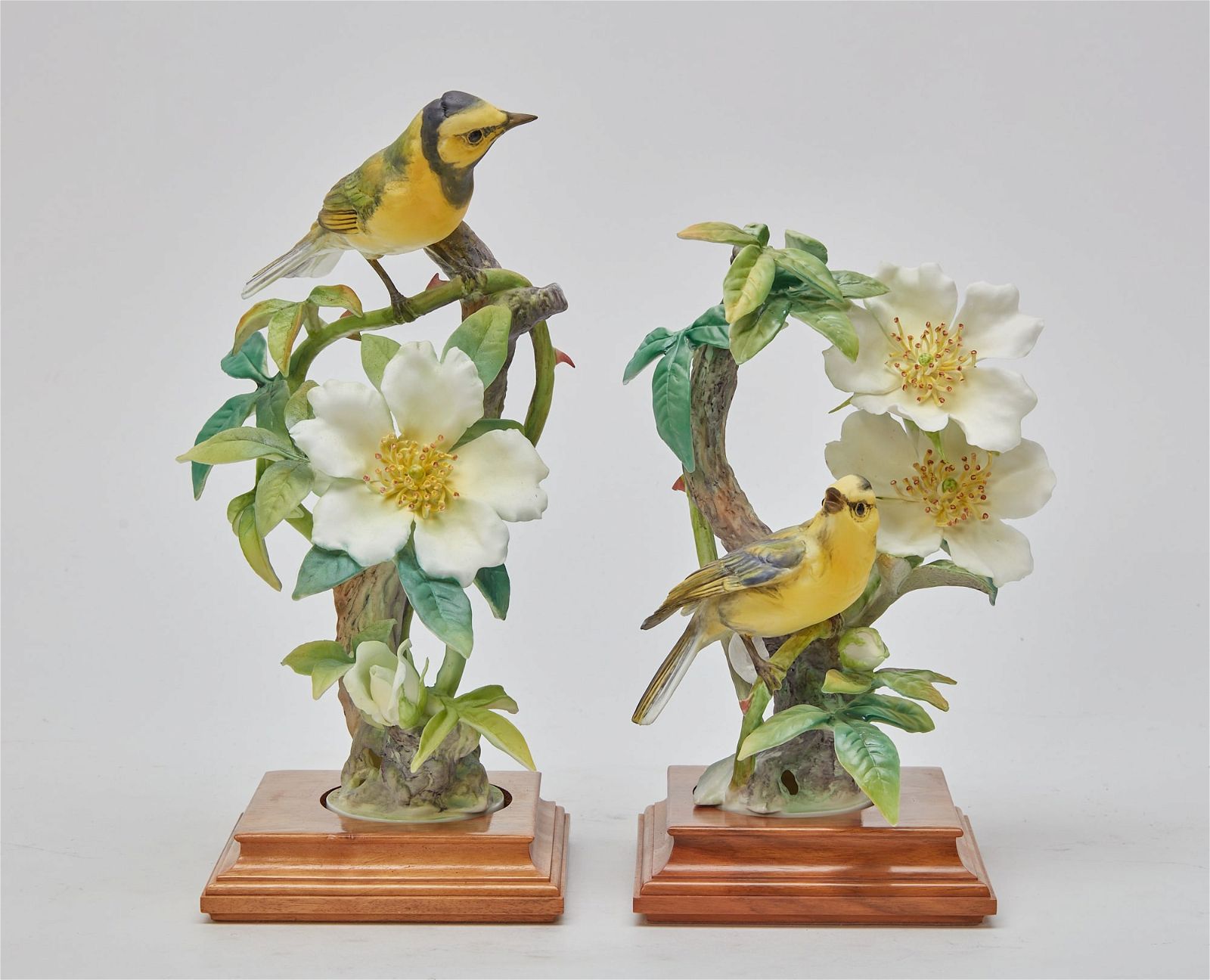 A PAIR OF ROYAL WORCESTER PORCELAIN