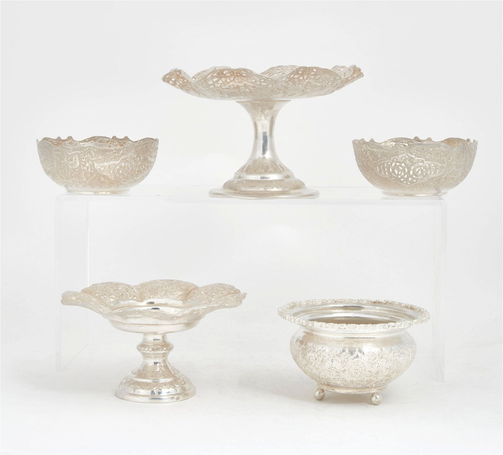 A FIVE PIECE PERSIAN SILVER TABLE