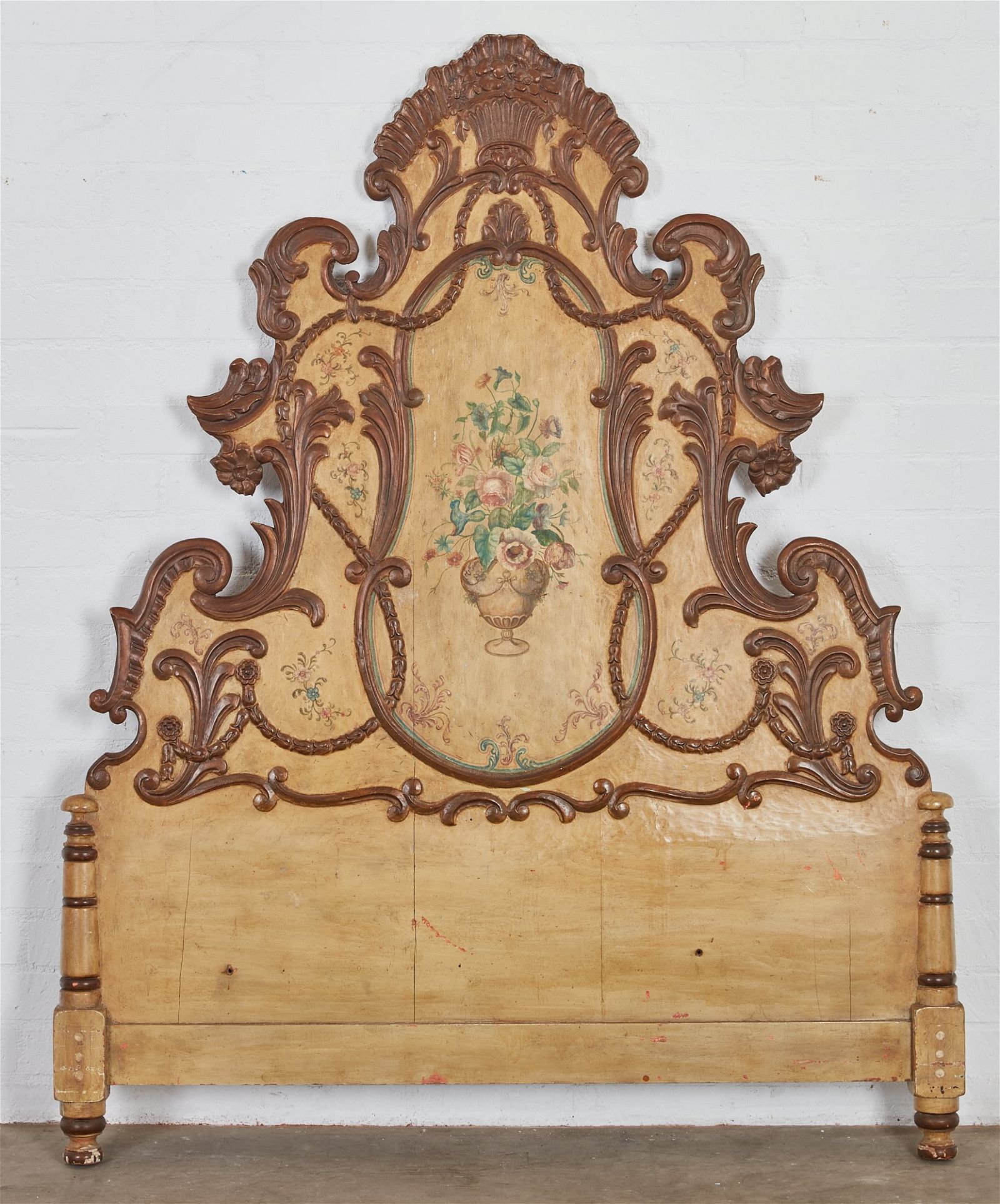 AN ITALIAN ROCOCO STYLE PAINT DECORATED