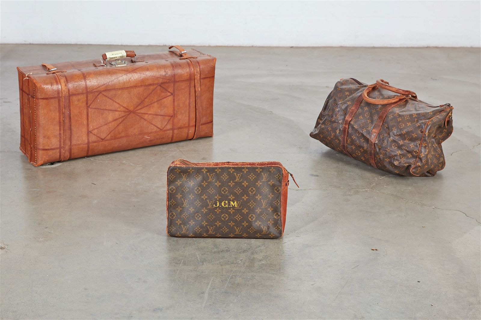 TWO PIECES OF LOUIS VUITTON LUGGAGETwo