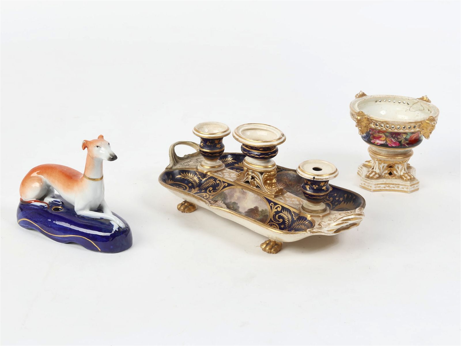 A GROUP OF THREE ENGLISH CERAMIC