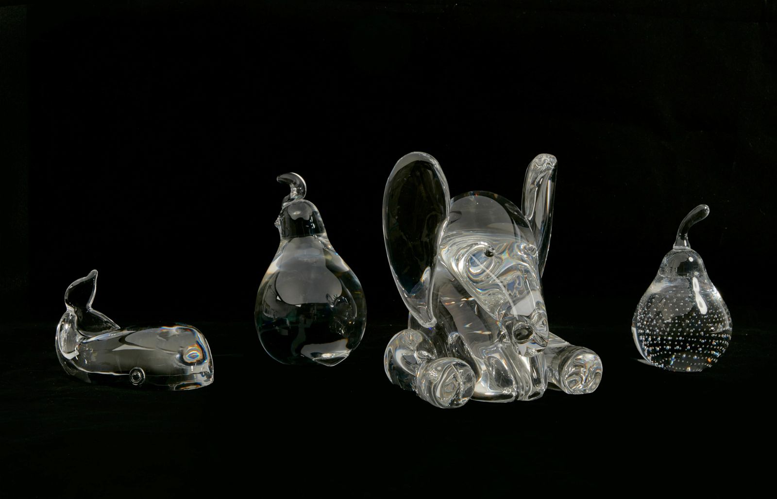 A GROUP OF THREE STEUBEN GLASS