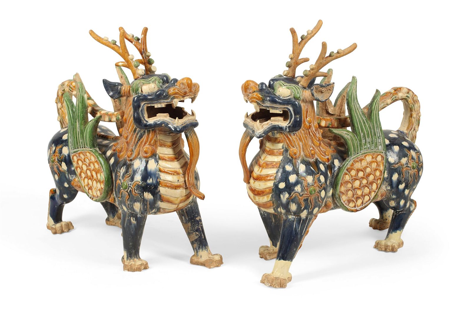 A PAIR OF CHINESE EARTHENWARE MODELS