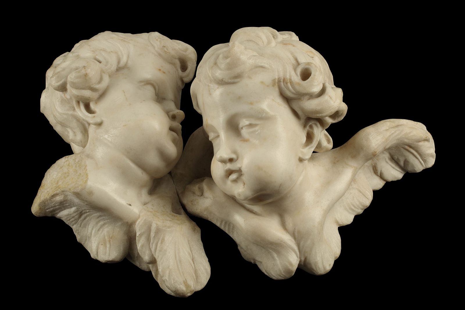 AN ITALIAN CARVED MARBLE GROUP