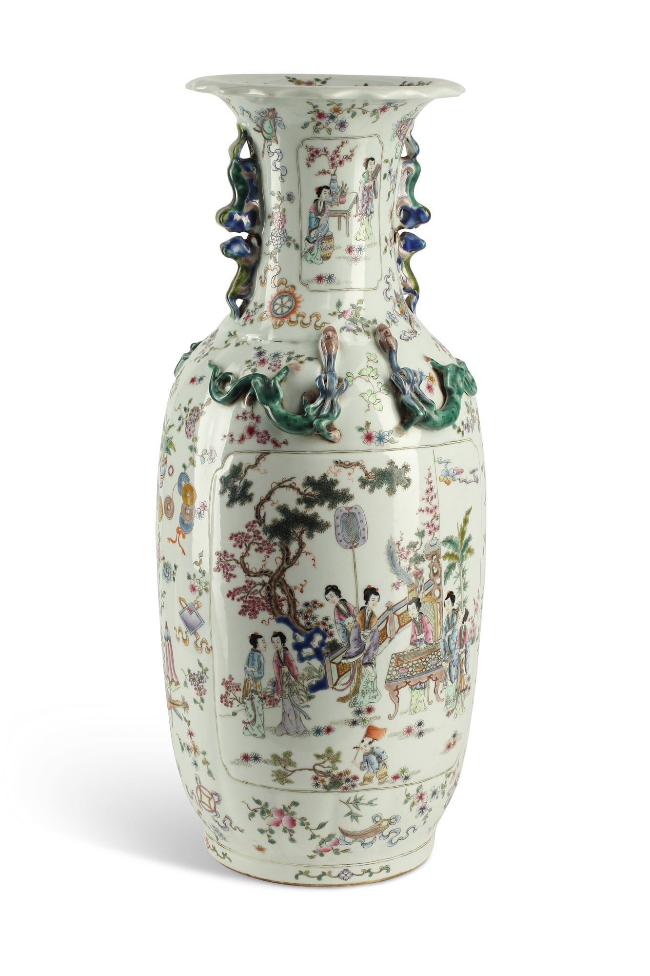 A CHINESE PORCELAIN VASEA Chinese