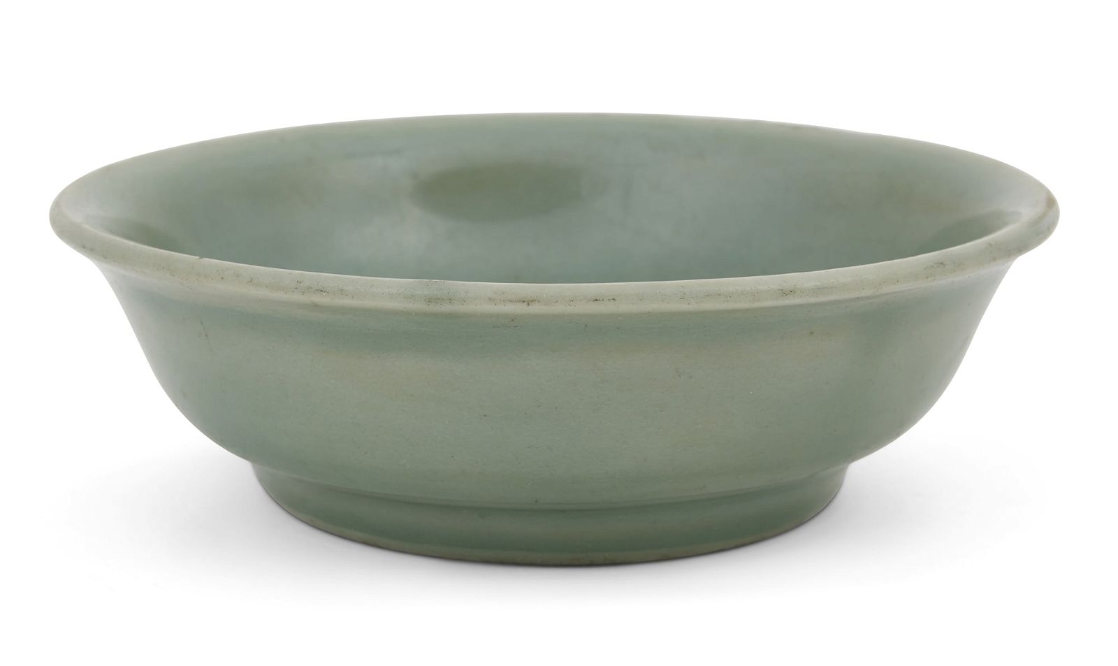 A CHINESE LONGQUAN CELADON BOWLA