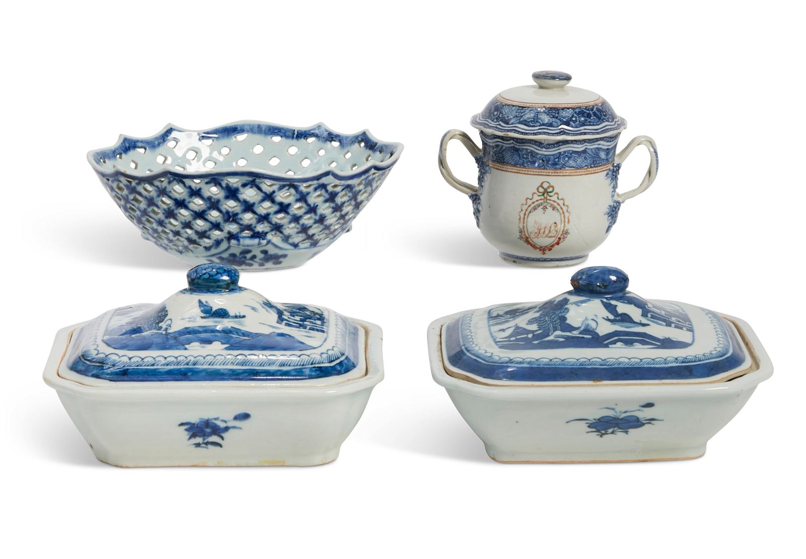 A GROUP OF CHINESE EXPORT PORCELAIN