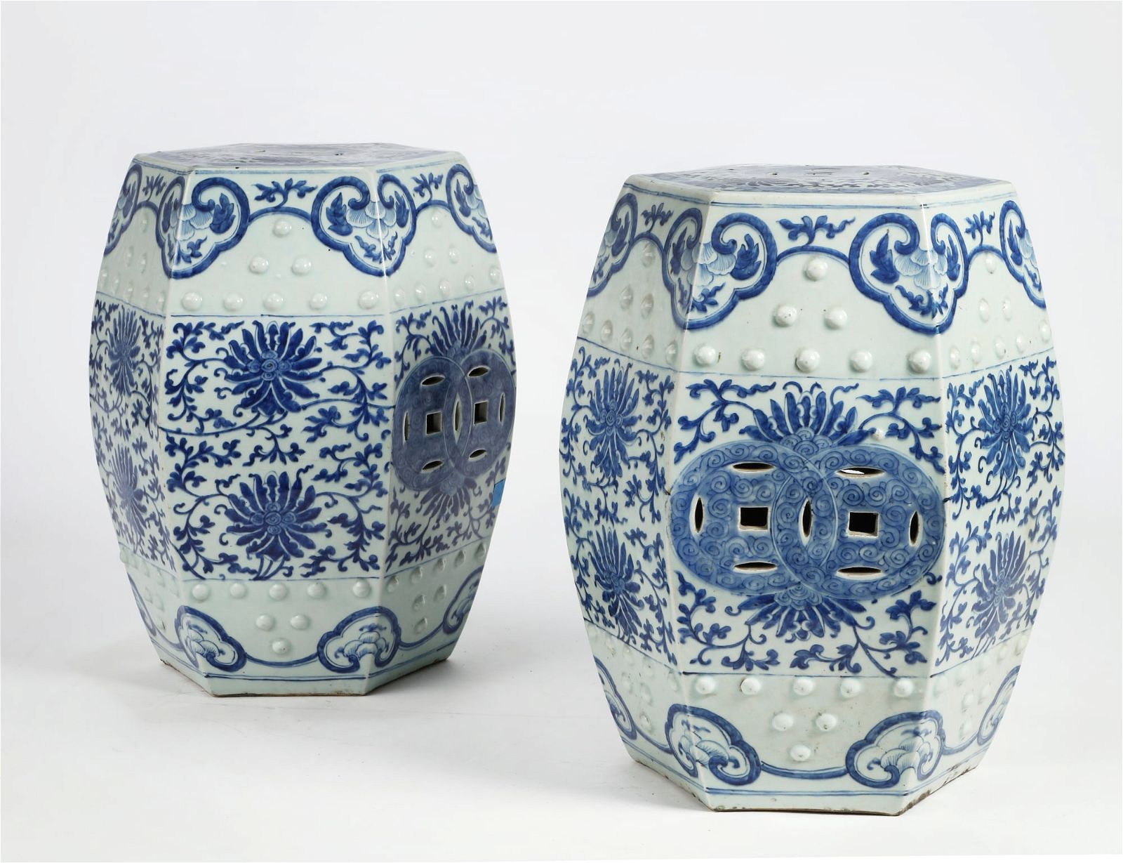 A PAIR OF CHINESE GLAZED CERAMIC