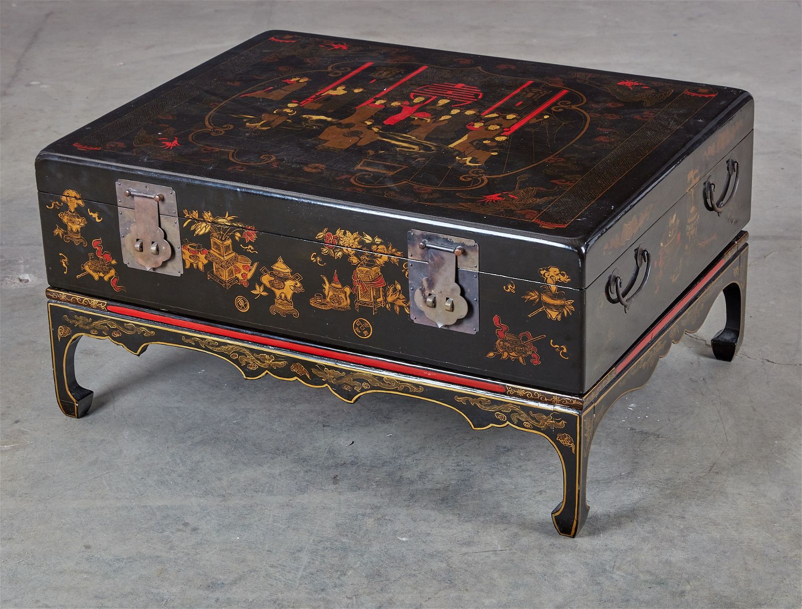 A CHINESE BLACK LACQUERED TRUNK
