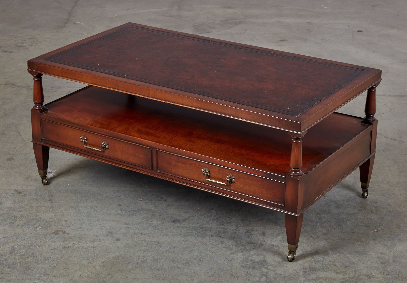 A HEKMAN WALNUT LOW TABLE, MODERNA